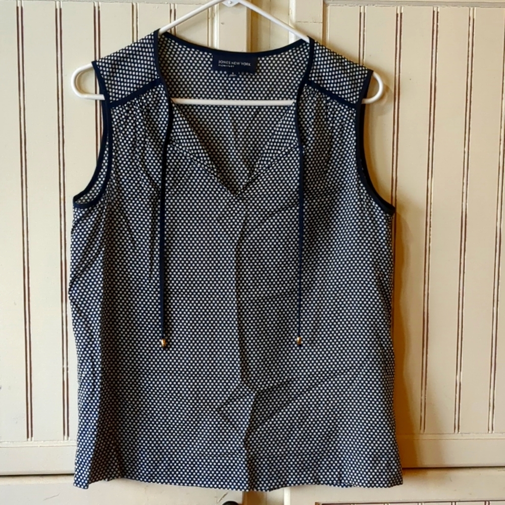 Jones New York Signature Sleeveless Blouse